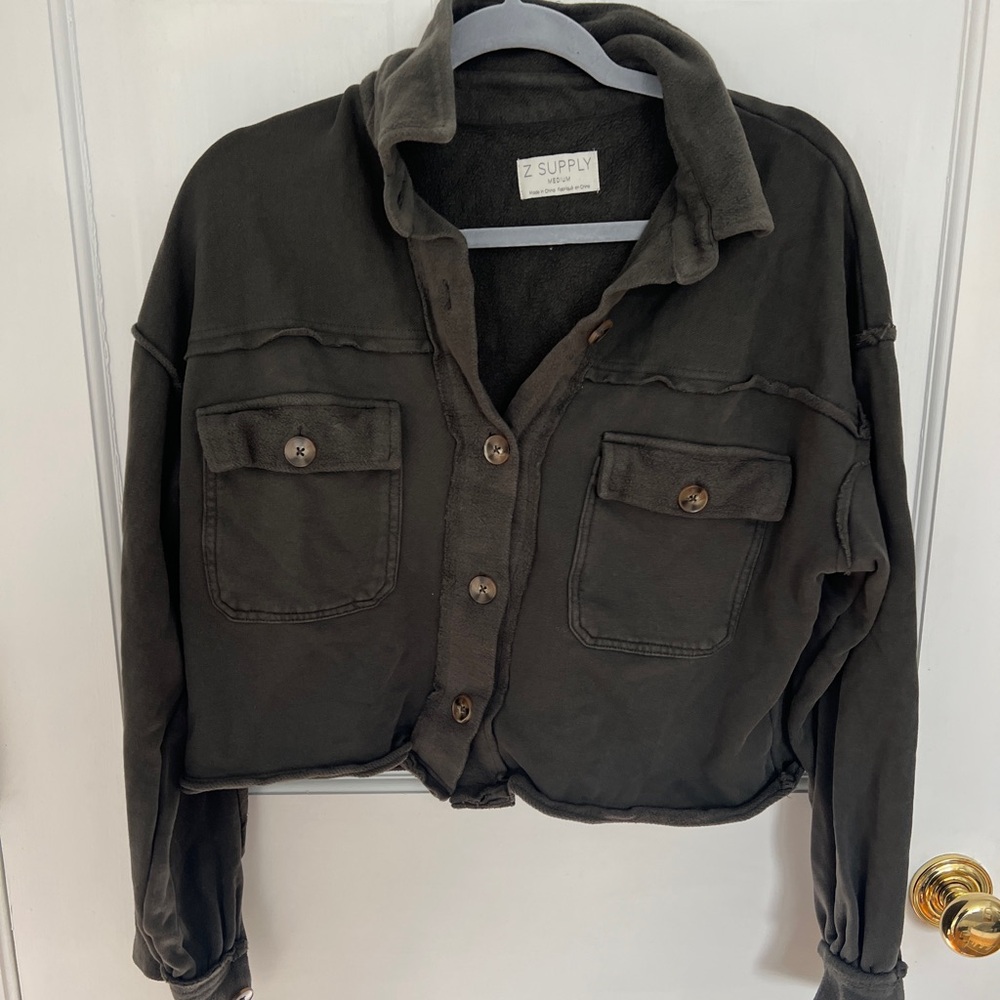 Z supply cropped winter button up🌲
